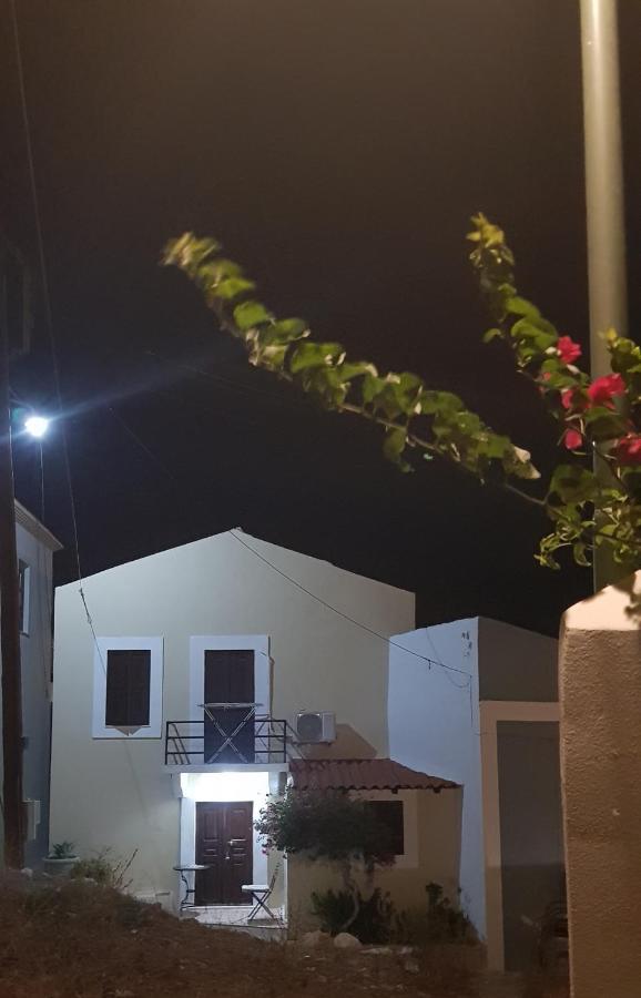 Yiayia'S Home Chalki Town Zewnętrze zdjęcie