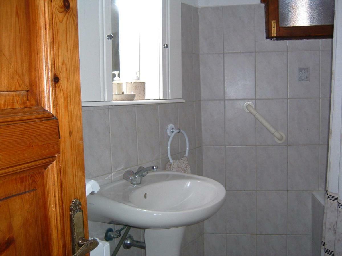 Yiayia'S Home Chalki Town Zewnętrze zdjęcie