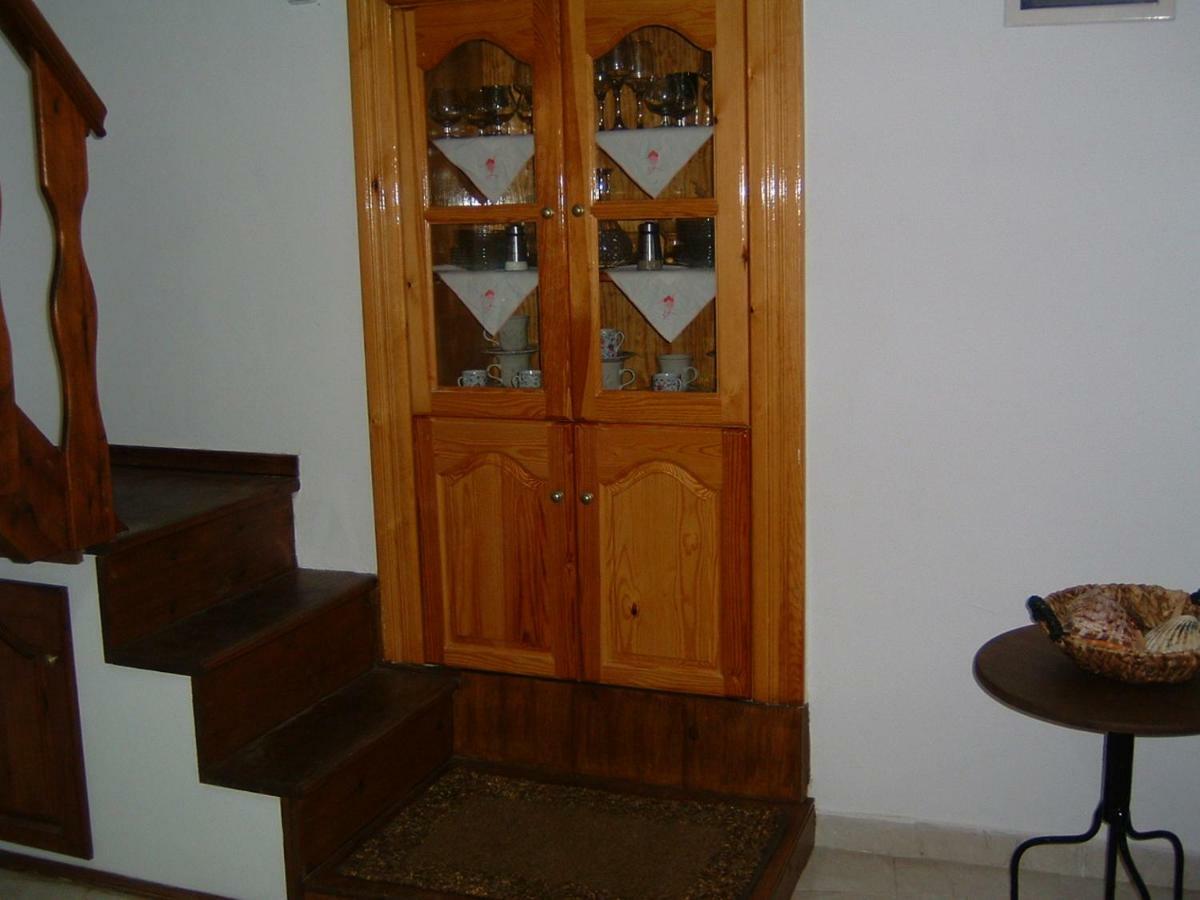 Yiayia'S Home Chalki Town Zewnętrze zdjęcie